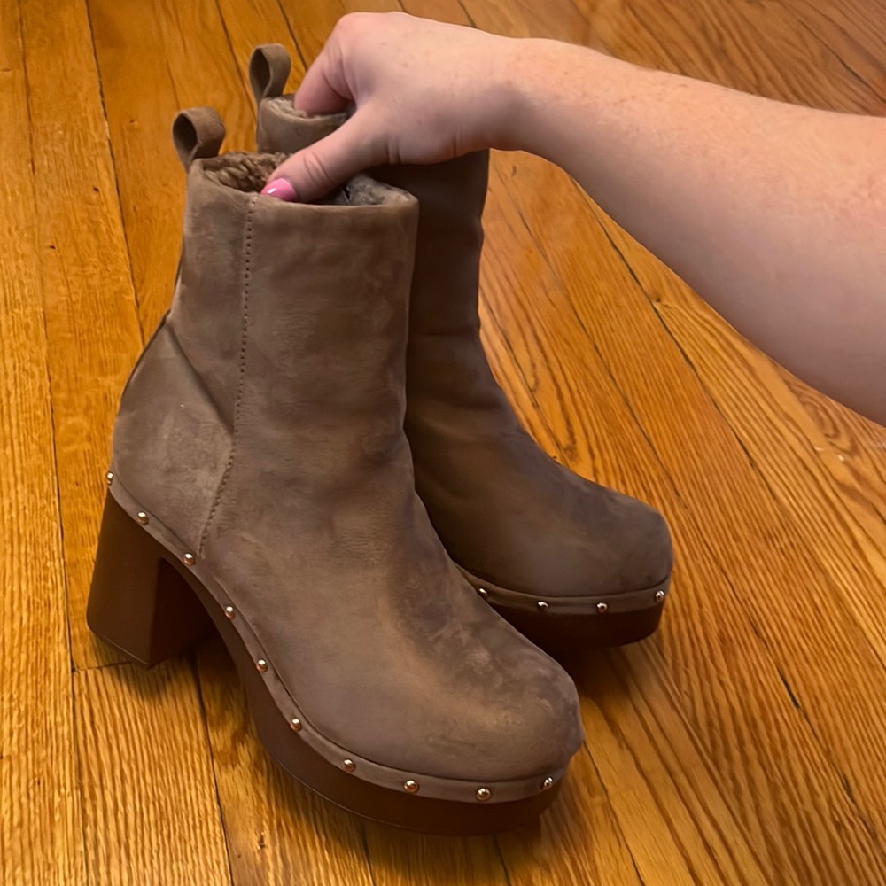 NY&C Platform Suede Heel Booties Size Women’s 7